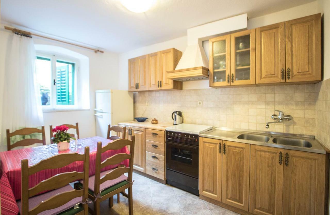 לאבין Apartman Juricic מראה חיצוני תמונה